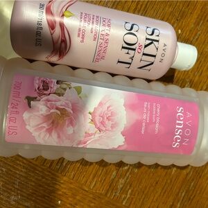 Avon Senses Cherry Blossom bubble bath and SSS body lotion- Soft Pink